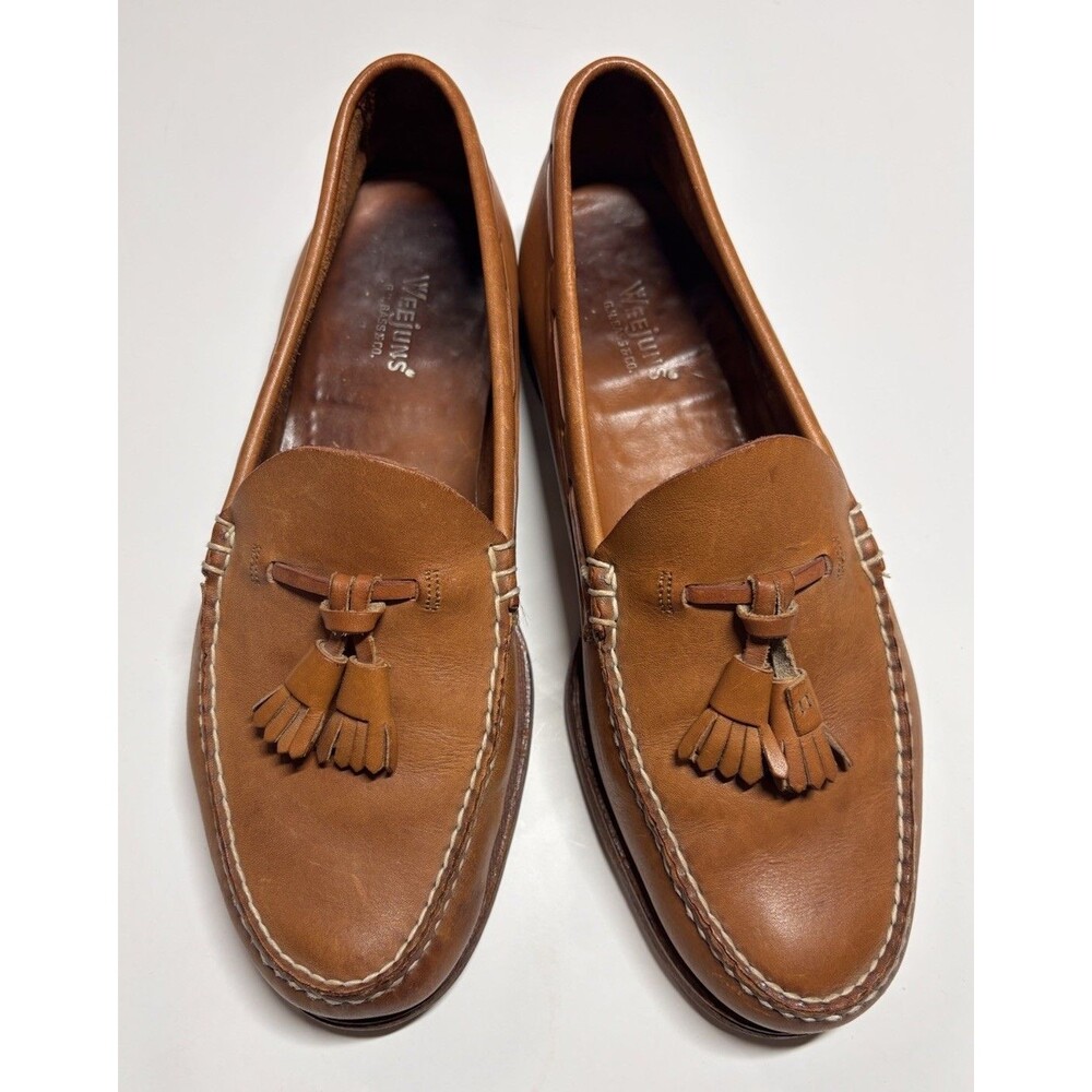 G.H. Bass Weejuns Tassel Loafers Men’s 9.5 Tan Leather Classic Preppy Neutral